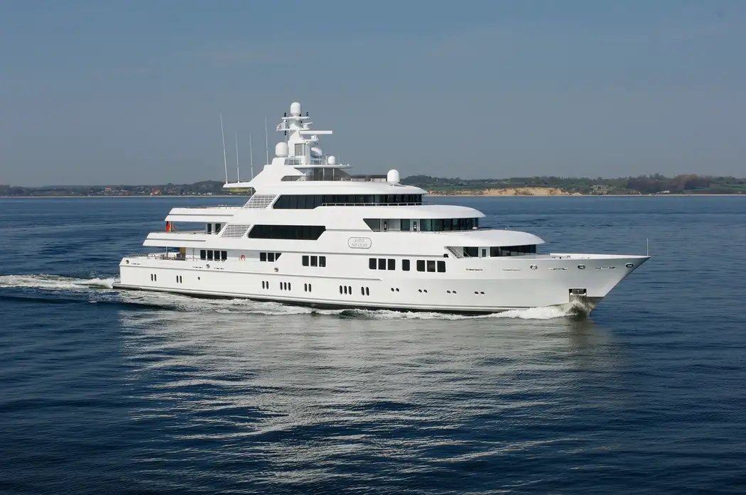 Custom Yachts Under Construction Yacht Builders Burgess